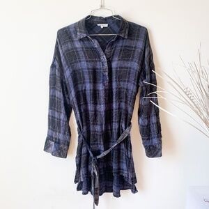 Mystree Plaid Distressed Blue Tunic sz S